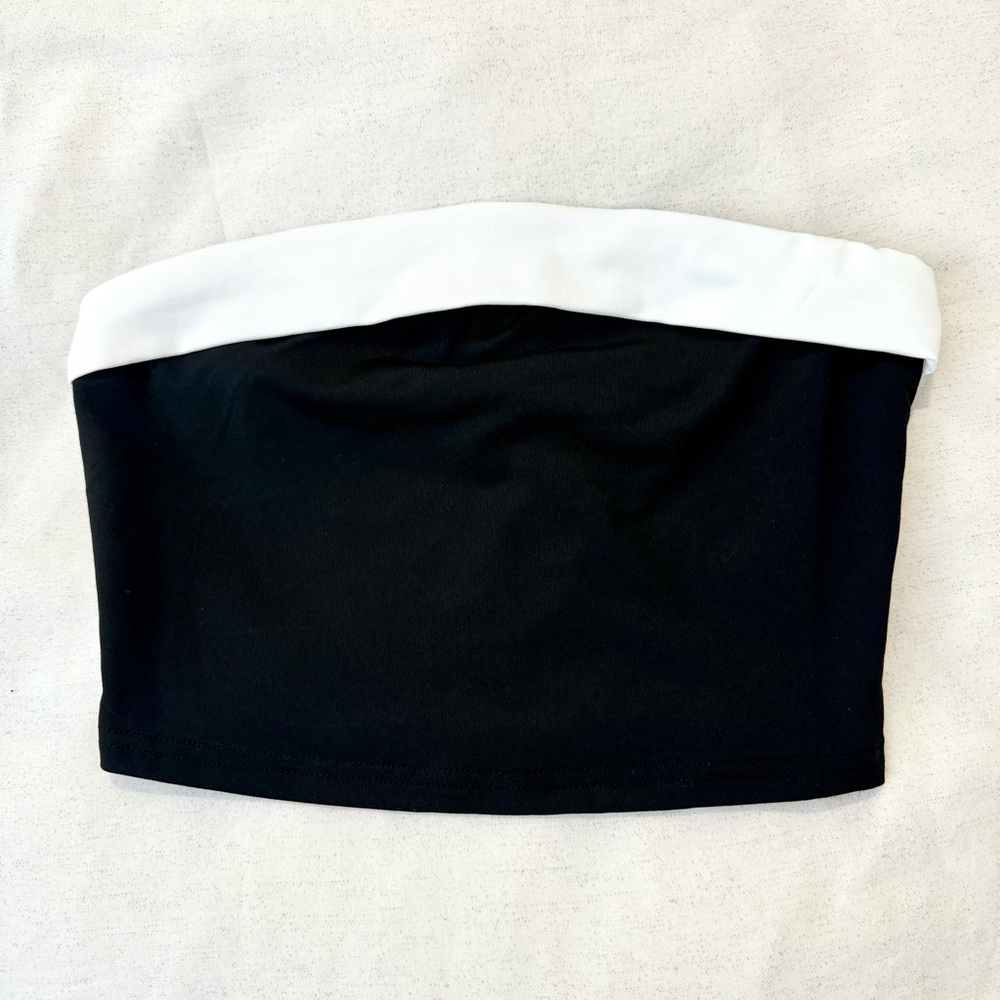 🍒2/20$ Black and White Fold Over Crop Tube Top